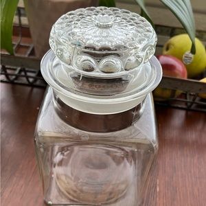 Vintage Dakota Pattern Apothecary Jar